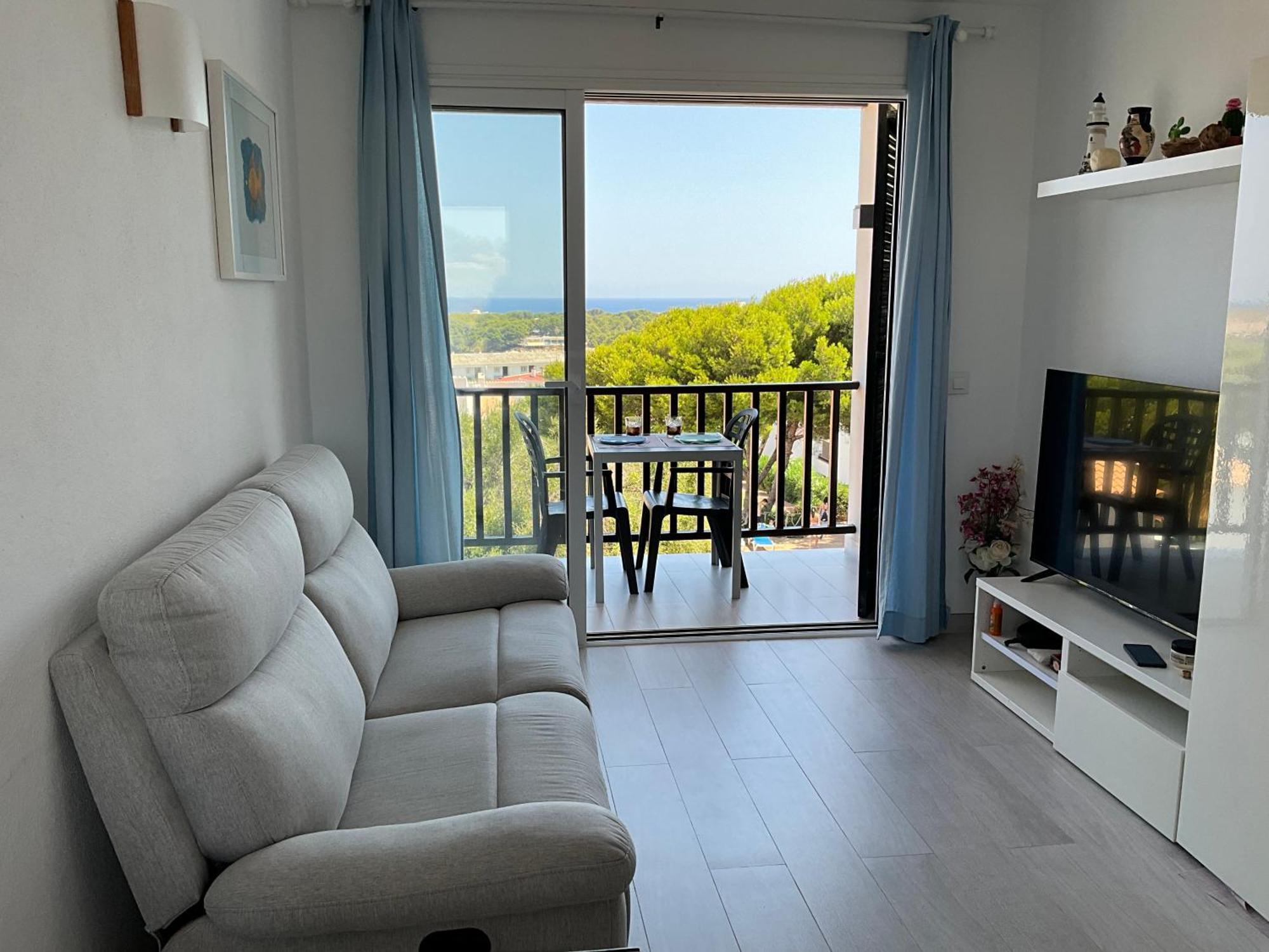 Vistas Al Mar Y La Piscina Apartment Arenal d'en Castell Bagian luar foto