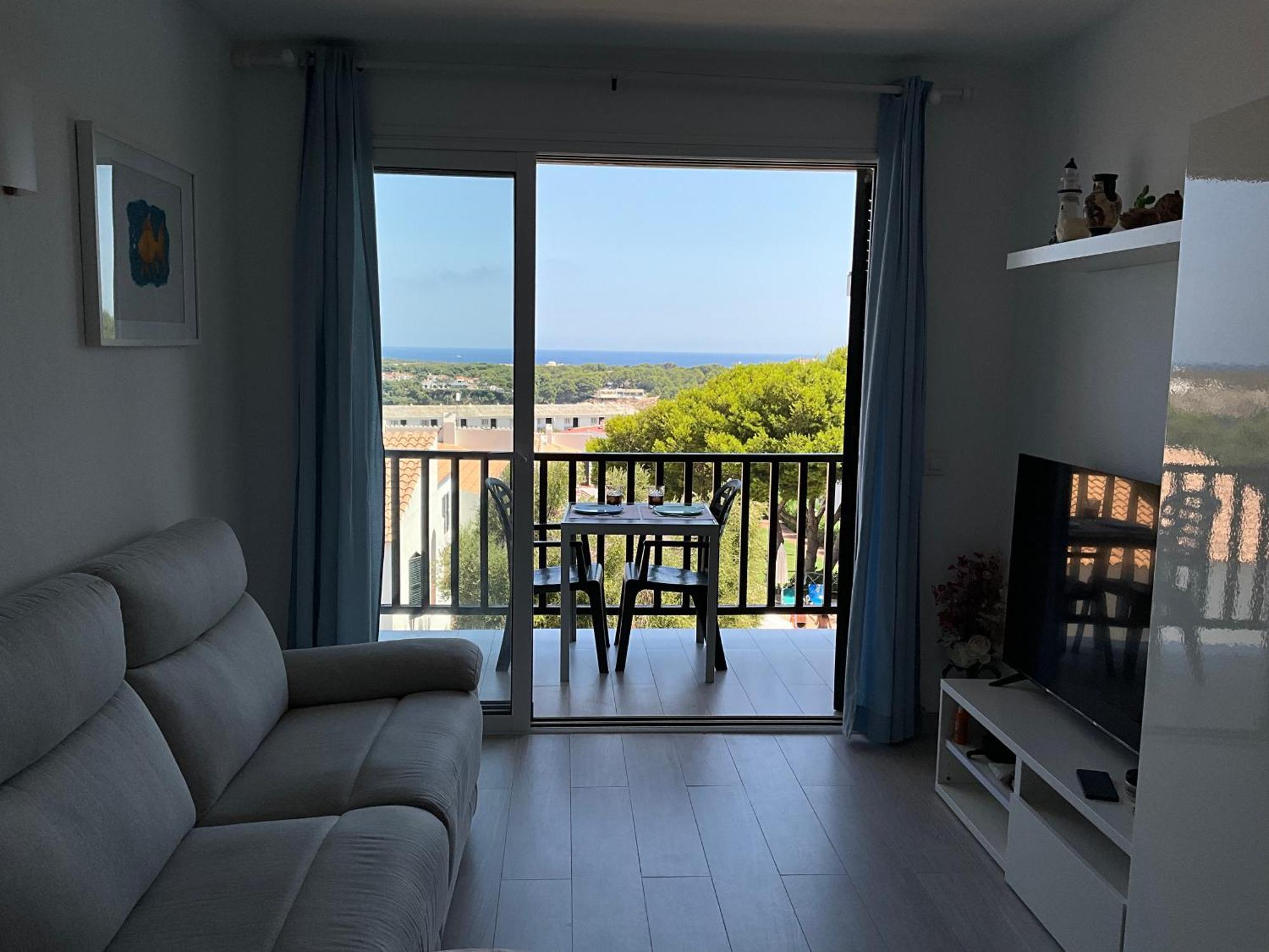 Vistas Al Mar Y La Piscina Apartment Arenal d'en Castell Bagian luar foto
