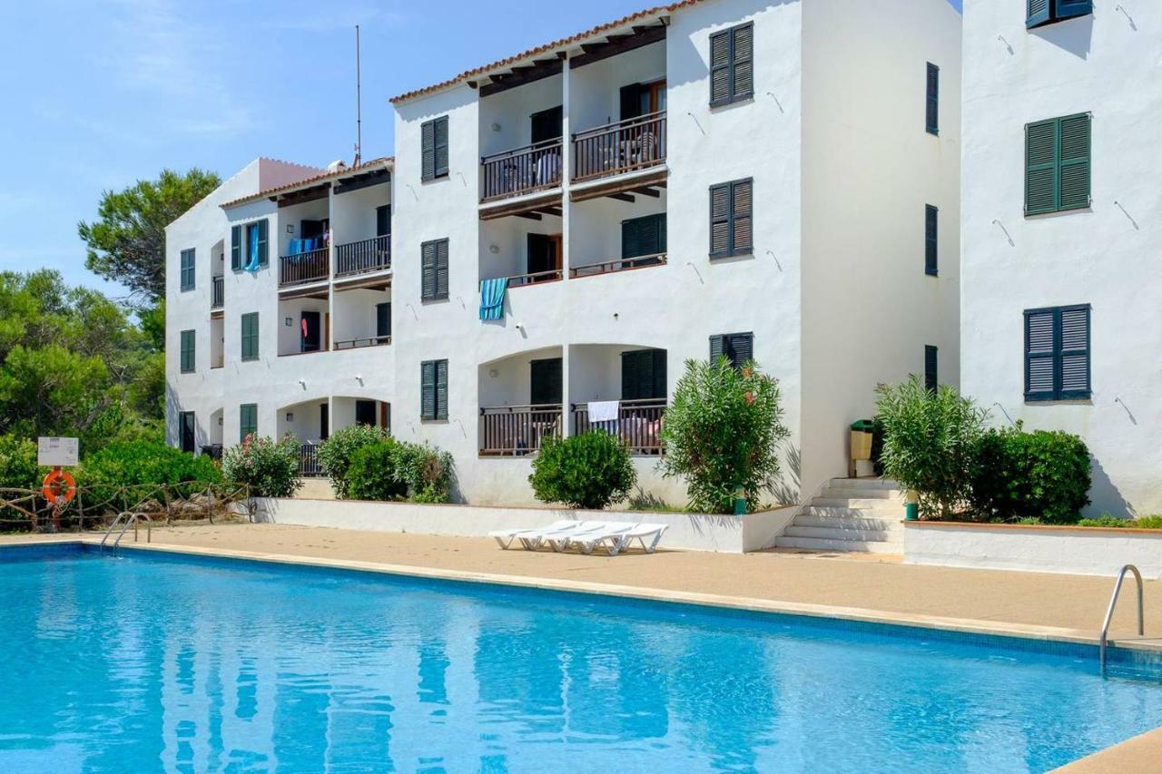 Vistas Al Mar Y La Piscina Apartment Arenal d'en Castell Bagian luar foto